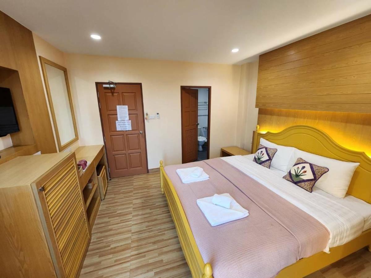Alaita Hostel Patong Εξωτερικό φωτογραφία