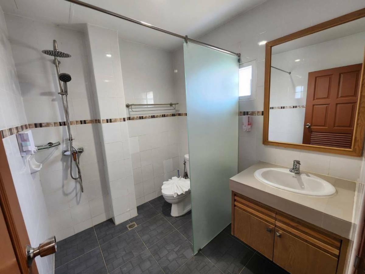 Alaita Hostel Patong Εξωτερικό φωτογραφία